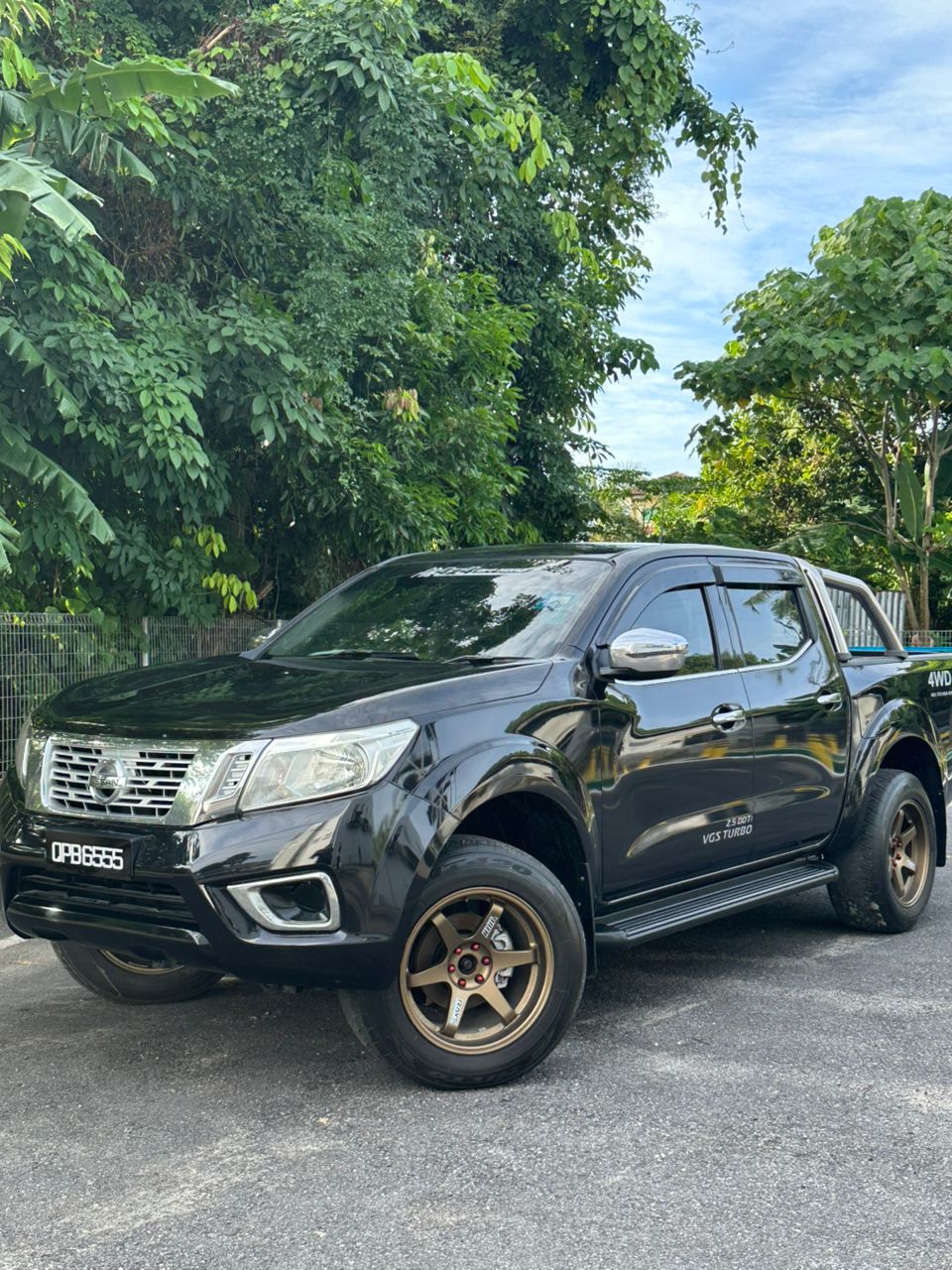 Nissan NAVARA 2.5SE AT 4WD 2018